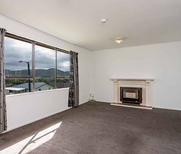 Cosy 3 Bedroom Home in Sought After Kelson - Photo 1