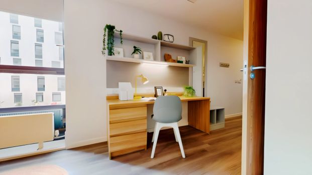 Silver Studio Deluxe - Photo 1