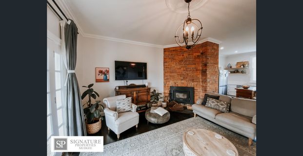 Beautifully Renovated Family Home - Photo 1