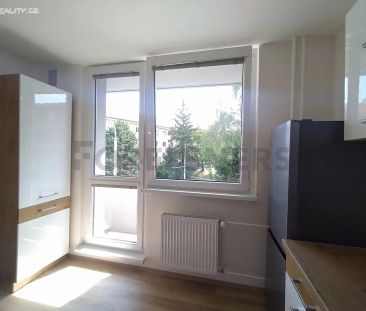 Pronájem bytu 2+1 52 m² - Photo 2