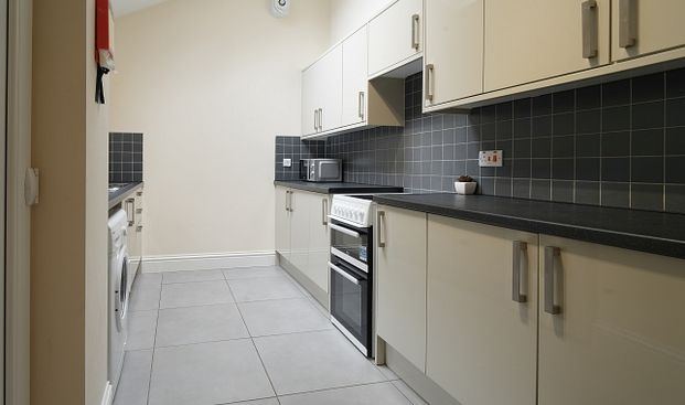 Great 4 bedroom property - Photo 1