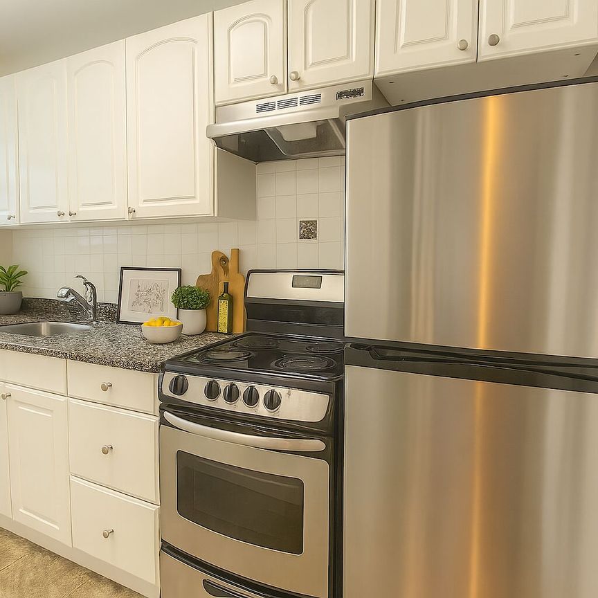 Charming Centretown Apartments - Photo 1