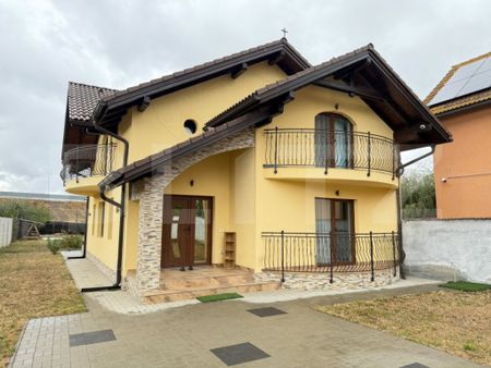 Casa de inchiriat , 4 dormitoare , 190 mp, teren 1000 mp, zo - Photo 5