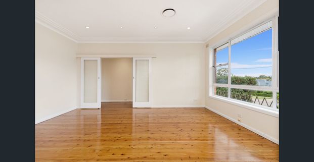 Family Home in a Convenient Location - Photo 1