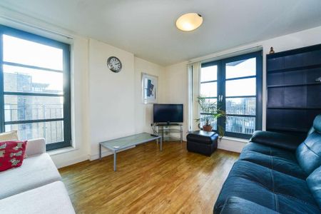 2 bedroom flat to rent - Photo 3