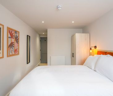 Room in a Shared House, Milton Road, SO15 - Photo 3
