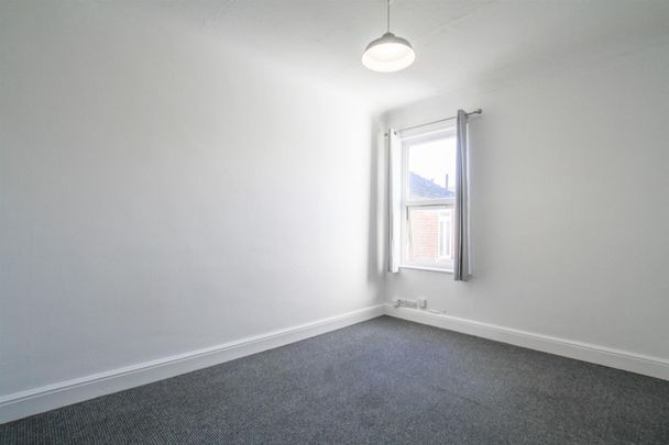 Olive Road, Great Yarmouth - Photo 1