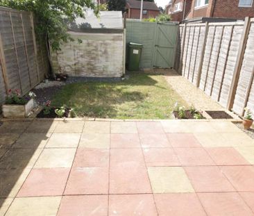 3 bedroom terraced house to rent - Photo 5