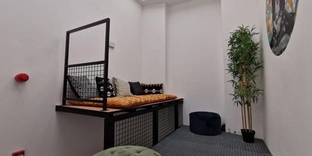Studio met slaaphoek te huur in Nivelles voor € 500 met 1 slaapkamer - Photo 2