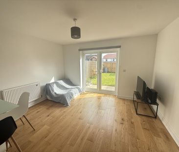 2 bedroom house to rent - Photo 1
