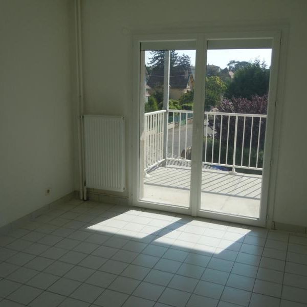 Location Appartement 4 pièces 75m² MACON 71000 - Photo 1