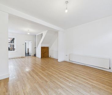 3 bed end of terrace house to rent in NE17 - Photo 1