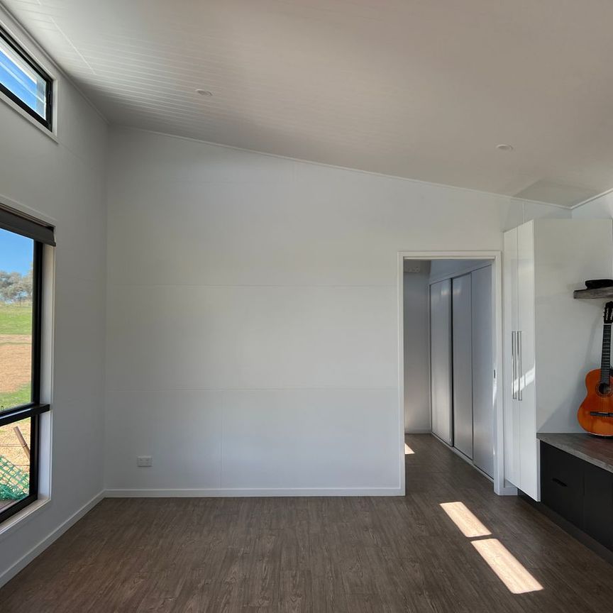 MODERN FARM LIVING - Photo 1