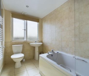 5 bedroom maisonette to rent - Photo 3