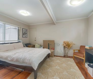 Fantastic Home in an Amazing Location! - Photo 5