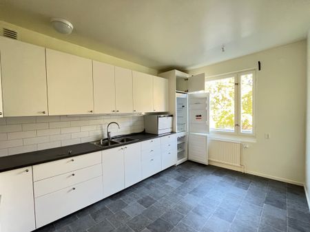 Drottninggatan, Kungsör - Photo 4