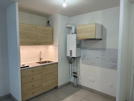 Location Appartement 2 pièces 39m² MEAUX 77100 - Photo 4