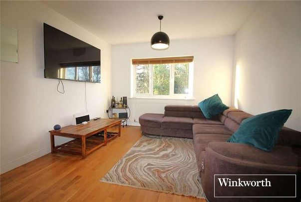 Thamesdale, London Colney, St. Albans, Hertfordshire, AL2 - Photo 1