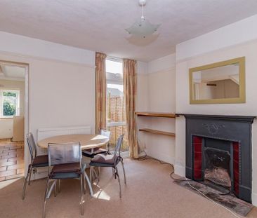 4 bedroom terraced house to rent - Photo 1