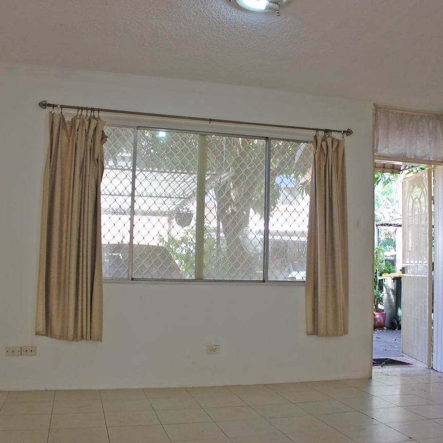 2 Bedroom Townhouse with Carspace - Photo 1