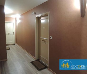 APPARTEMENT VILLEURBANNE - T2 + GARAGE - 38.95 m2 Villeurbanne (691... - Photo 1