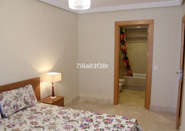 2 Bedroom Apartment For Rent in San Pedro de Alcántara