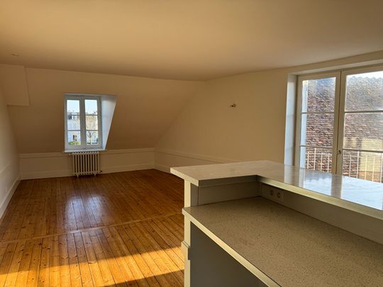 Location appartement 3 pièces, 64.00m², Romorantin-Lanthenay - Photo 1