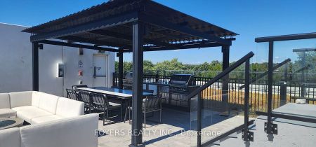 For Lease - 1630 Queen Street Unit# 314, Toronto, Ontario - Photo 4