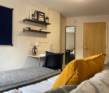 4 Bed - Flat 2, Cathedral Court â€“ 4 Bed - Photo 5