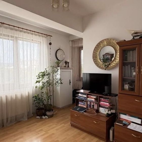 First renting apartment 1 camera Iasi station - Photo 2