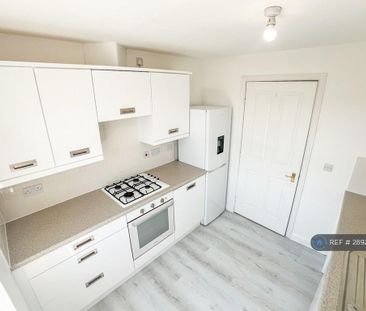 2 bedroom flat to rent - Photo 6