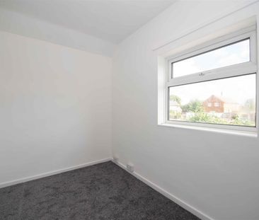 West Close, Keyworth, Nottingham - Photo 2