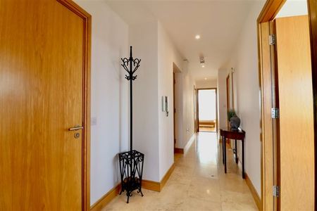 Harbour View, Harbour Square, Crofton Road, Dun Laoghaire, County Dublin - Photo 4