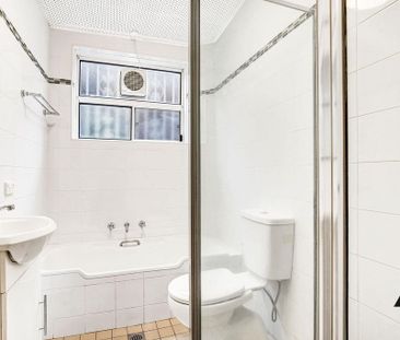 The Perfect Two Bedroom Apartment! - Photo 1