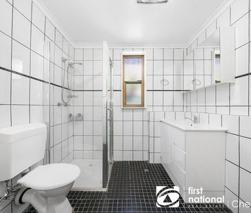 Unbeatable Location – The Perfect Home! - Photo 6