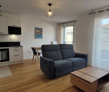 Appartement à louer 2 pièces • 46,64 m2 Issy-les-Moulineaux - Photo 3