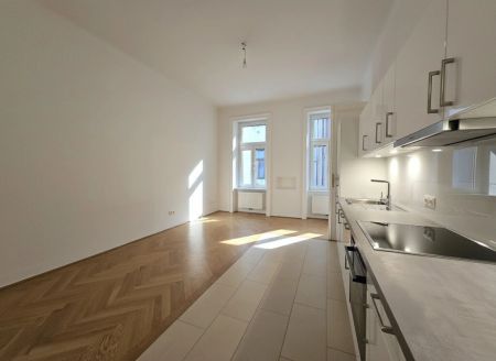 Elegante unbefristete hofseitige 2 Zimmer - Altbauwohnung mit moderner Ausstattung - in 1070, Halbgasse nahe Westbahnhof & Mariahilfer Straße - Photo 4
