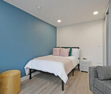 Studio to rent - Photo 6