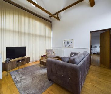 3 bedroom barn conversion to rent - Photo 3