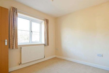 Fraser Row, Fishbourne, PO18 - Photo 2