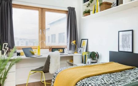 Extra Large Standard Double En-Suite - Photo 3