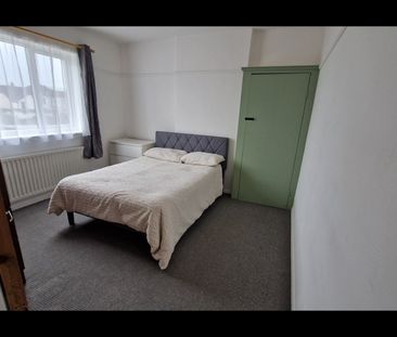 Room in a Shared House, Sherwood Avenue, SW16 - Photo 3