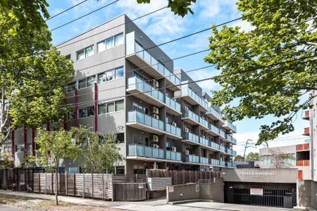 Thinking of selling? Contact our agent - Photo 3