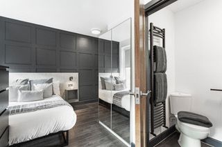 Self Contained Studios - Derby - Photo 4