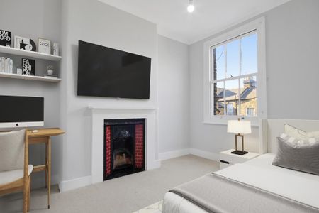 2 bedroom terraced house to rent - Photo 4