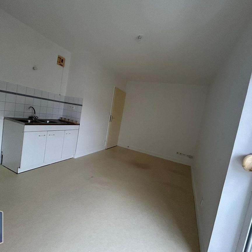 Location Appartement 1 pièce 21m² BEAUVAIS 60000 - Photo 1