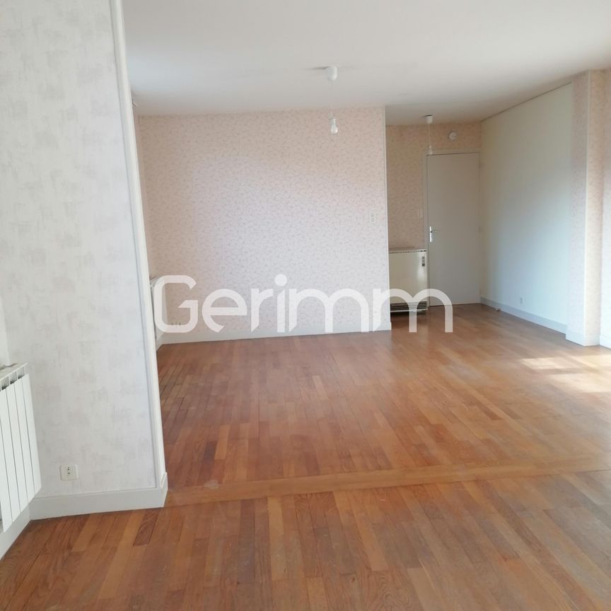 Location Appartement 4 pièces 95 m² - Photo 1