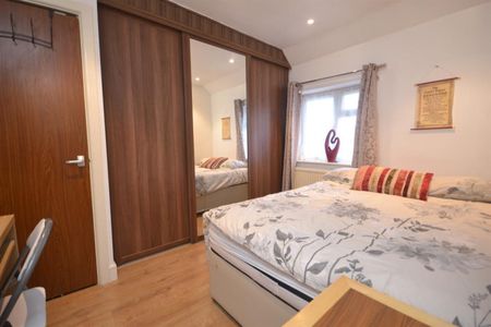 Salcombe Road, Reading, RG2 7LJ - Photo 4