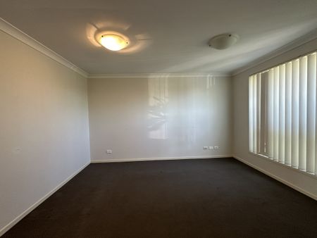 FOUR BEDROOM HOME - Photo 3