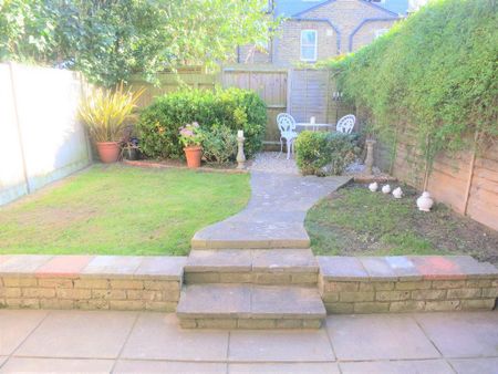 1 bedroom flat to rent - Photo 4